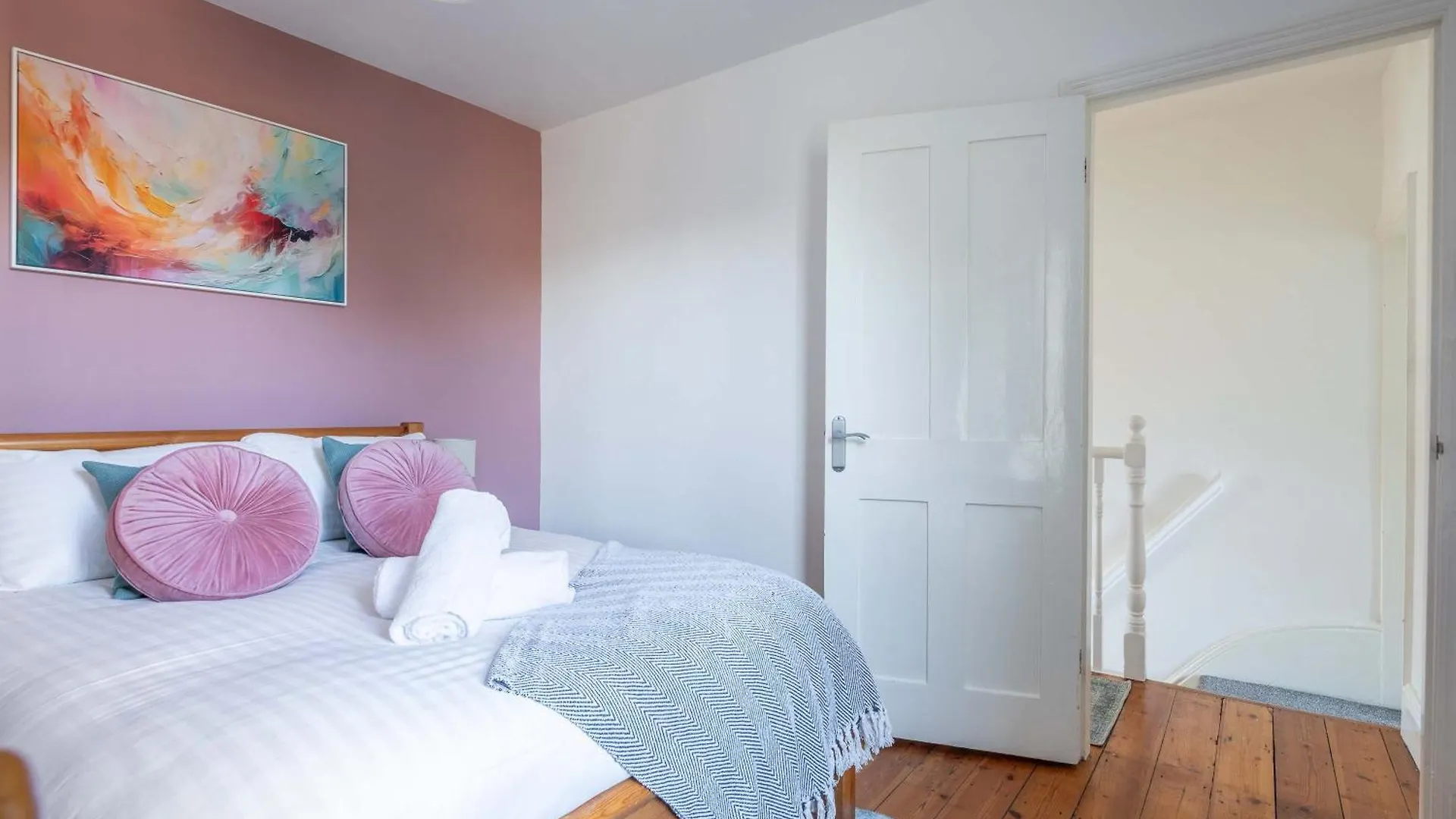 Stylish 3-Bed Home In The Heart Of The Cambridge 0*,  Egyesült Királyság