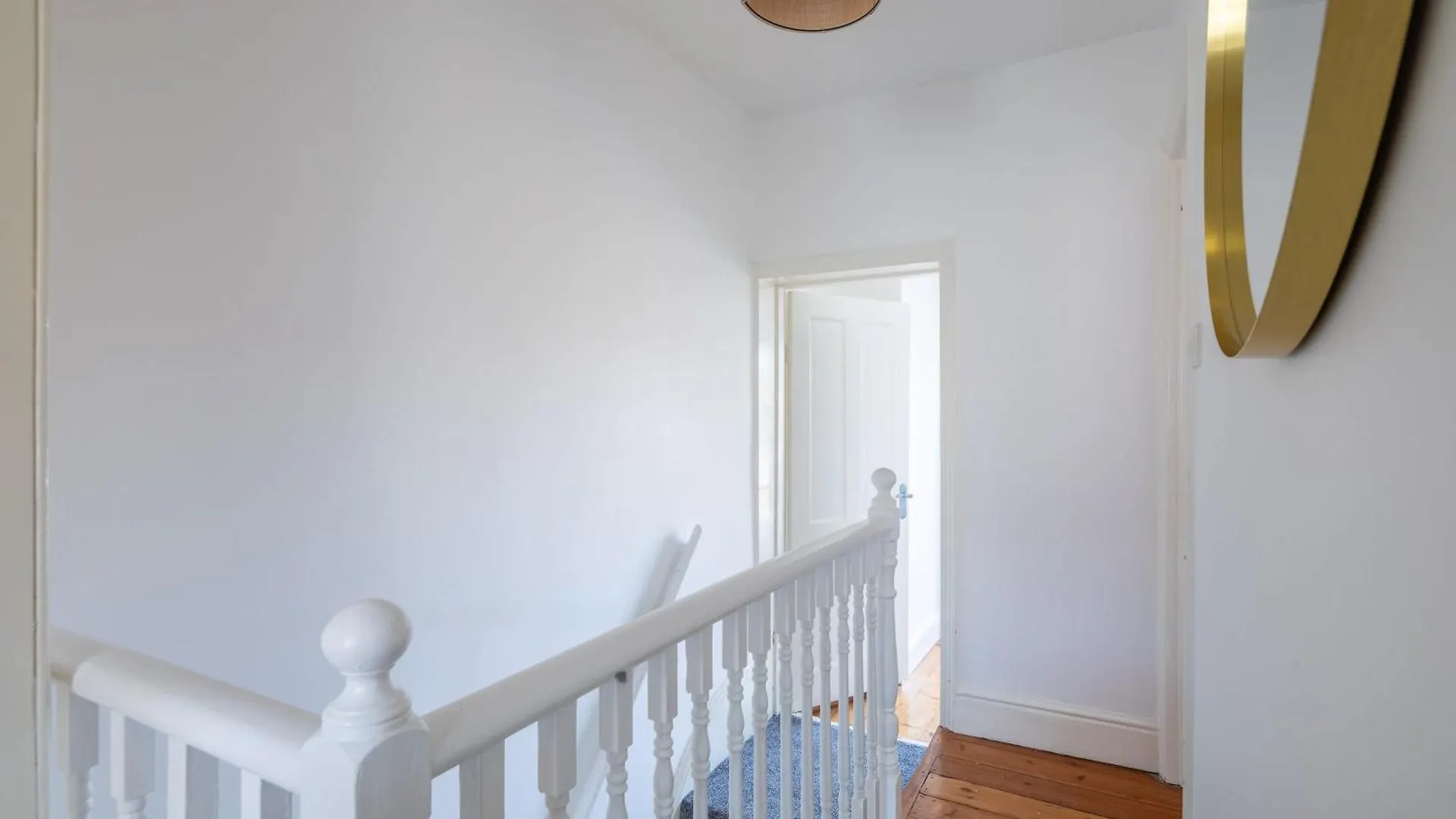 Stylish 3-Bed Home In The Heart Of The Cambridge Nyaraló