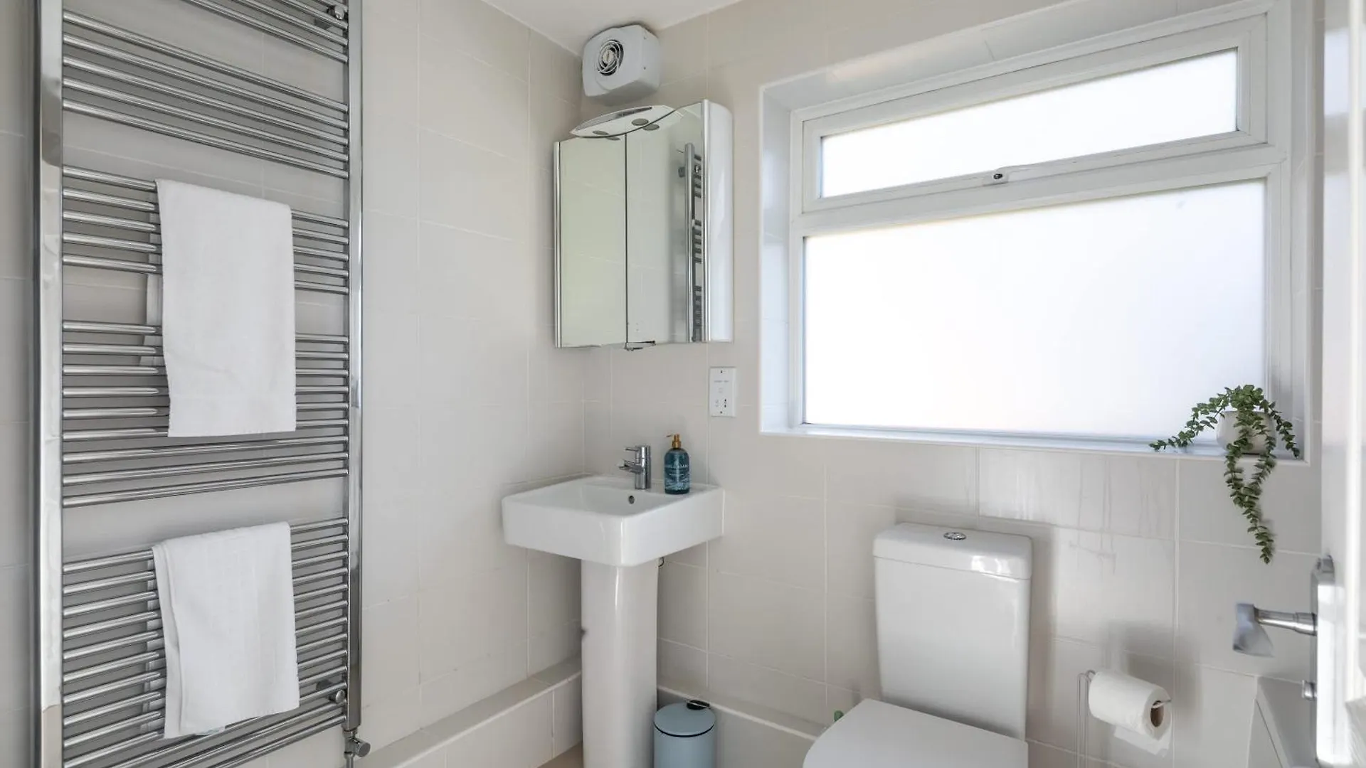 Nyaraló Stylish 3-Bed Home In The Heart Of The Cambridge Egyesült Királyság