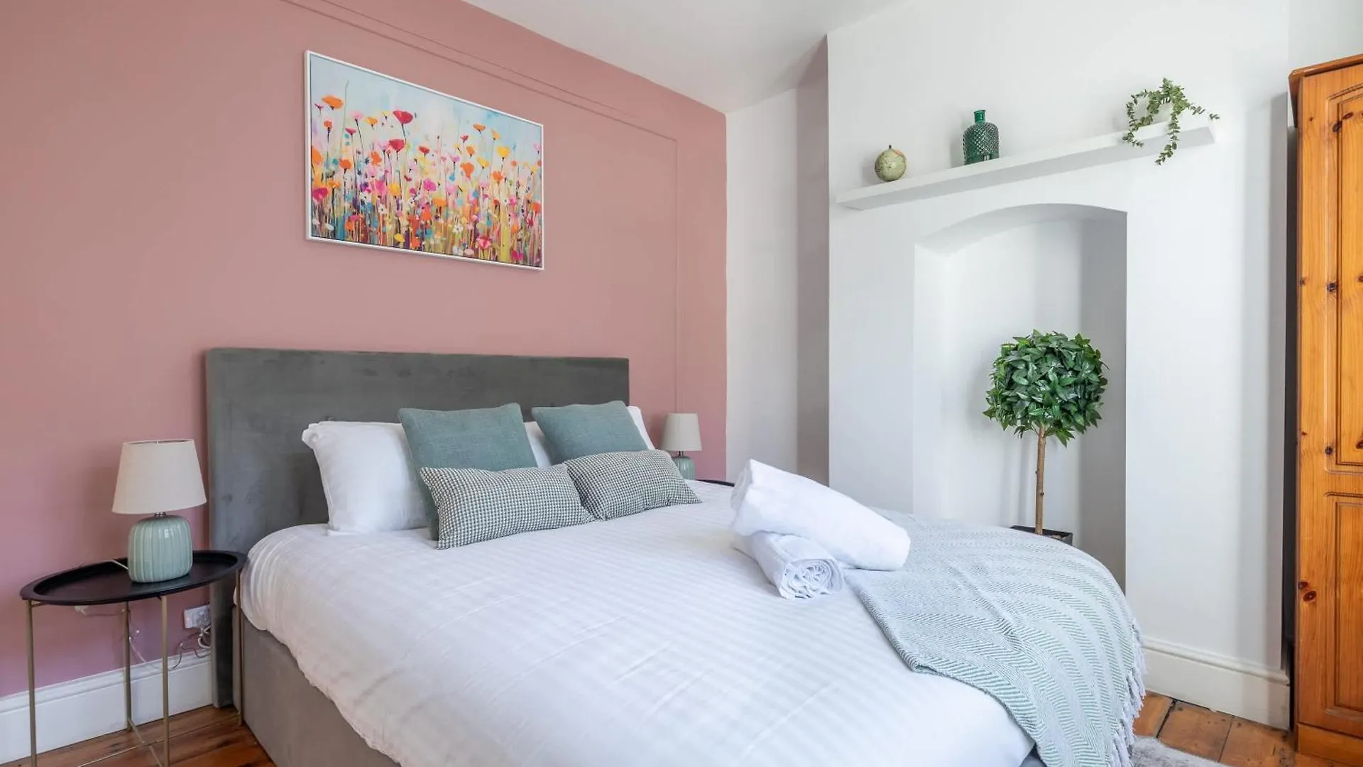 Stylish 3-Bed Home In The Heart Of The Cambridge 0*,  Egyesült Királyság
